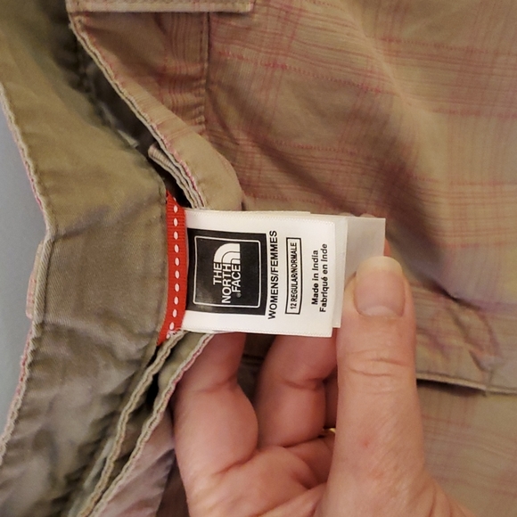 North face womens shorts, size 12 - Picture 2 of 7